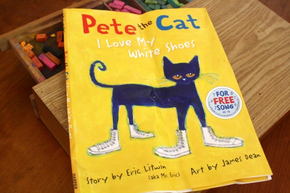 Pete the Cat Chalk Pastel Fun with one of our favorite children's books, Pete the Cat: I Love My White Shoes. Simple supplies and fun for all ages!